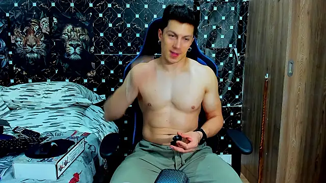 javiersexymann online show from 03-02-26, 05:08