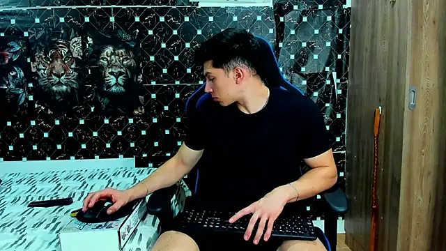javiersexymann online show from 05-14-26, 02:41