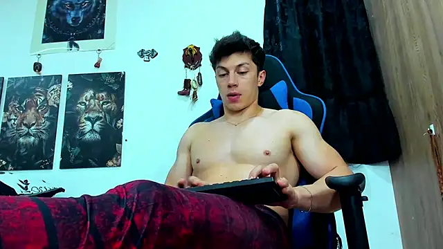 javiersexymann online show from 03-04-25, 10:49