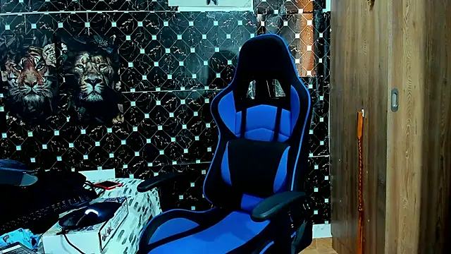 javiersexymann online show from 05-06-26, 09:52