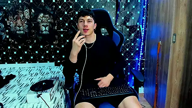 javiersexymann online show from 05-25-26, 02:55