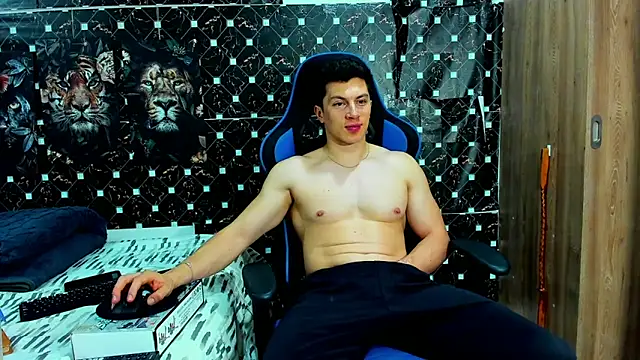 javiersexymann online show from 05-15-26, 05:49