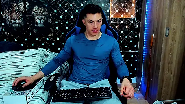 Snapshot of javiersexymann chatting on 07-16-26, 04:48 javiersexymann online show from 07-16-26, 04:48