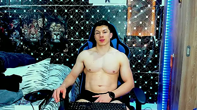 Snapshot of javiersexymann chatting on 07-09-26, 05:01 javiersexymann online show from 07-09-26, 05:01