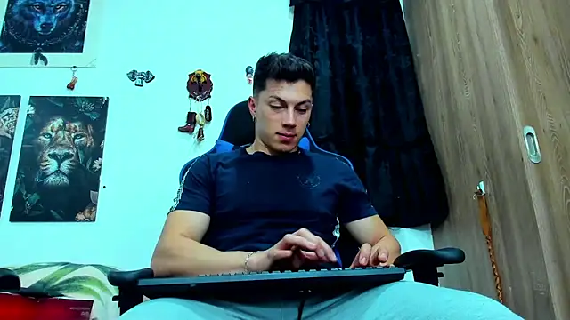 javiersexymann online show from 03-15-25, 03:29