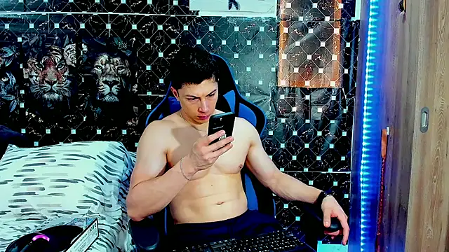 Snapshot of javiersexymann chatting on 07-08-26, 04:51 javiersexymann online show from 07-08-26, 04:51