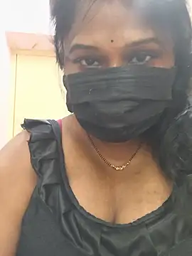 chaitara-reddy online show from 07-17-26, 08:33