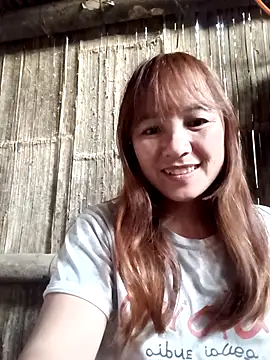 Snapshot of Mini3333 chatting on 02-21-26, 10:28 Mini3333 online show from 02-21-26, 10:28