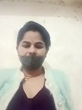 JULEE-740 online show from 11-29-25, 02:34