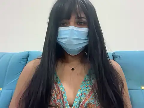 Snapshot of urn_girl chatting on 03-24-26, 11:21 urn girl online show from 03-24-26, 11:21