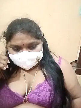 Snapshot of chandana_telugu chatting on 10-29-25, 09:52 chandana telugu online show from 10-29-25, 09:52