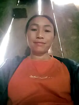 lucybaby00 online show from 04-18-26, 05:10