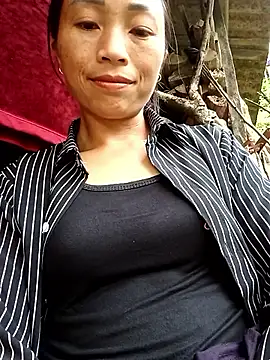 lucybaby00 online show from 05-04-26, 10:40