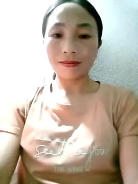 lucybaby00 online show from 11-05-25, 01:03