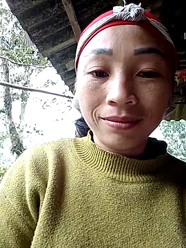 lucybaby00 online show from 11-17-25, 01:42