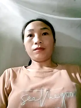 lucybaby00 online show from 11-10-25, 10:26