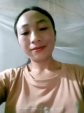 lucybaby00 online show from 10-23-25, 09:13