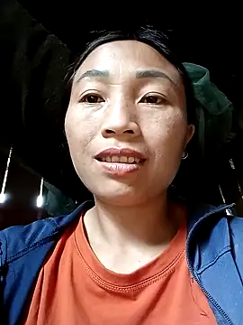 lucybaby00 online show from 04-02-26, 05:25