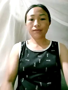 lucybaby00 online show from 04-11-26, 10:02