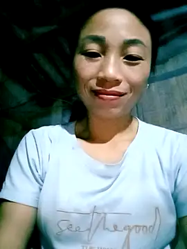 lucybaby00 online show from 11-04-25, 09:18