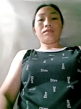 lucybaby00 online show from 04-10-26, 10:39