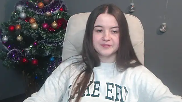 MavkaCute online show from 12-17-25, 07:08