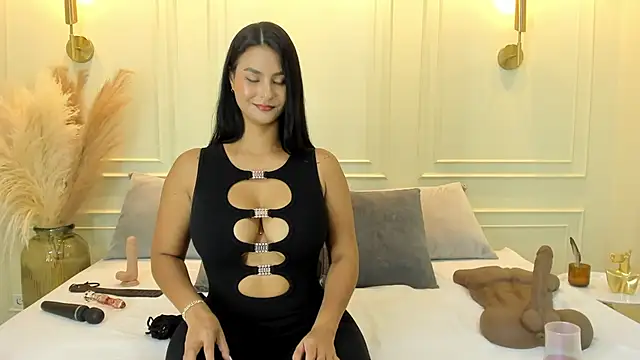 gabysanta  online show from 10-04-25, 01:45