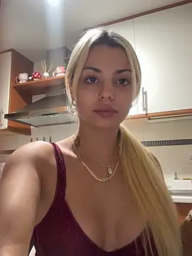 NoeliaGarcia17 online show from 09-23-25, 08:49