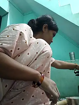 Hotcupale345 online show from 09-10-25, 03:00