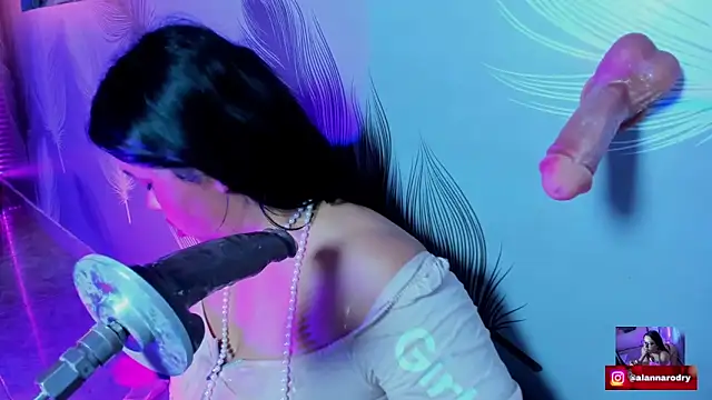 Alanna-sloppy online show from 10-17-25, 11:06