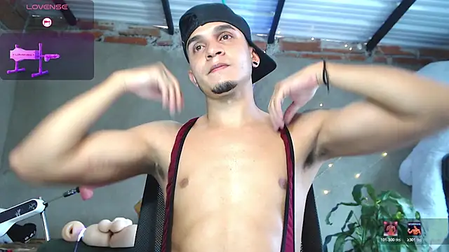 Snapshot of Angel_latinboy chatting on 07-16-26, 08:17 Angel latinboy online show from 07-16-26, 08:17