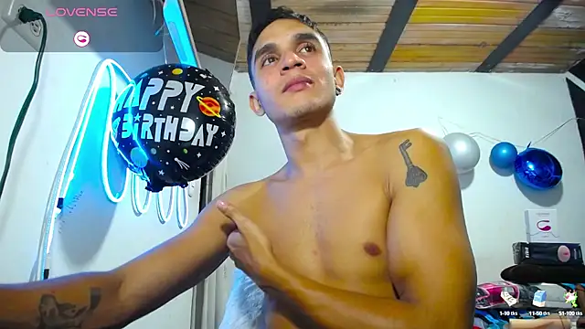 Angel latinboy online show from 03-19-25, 01:10