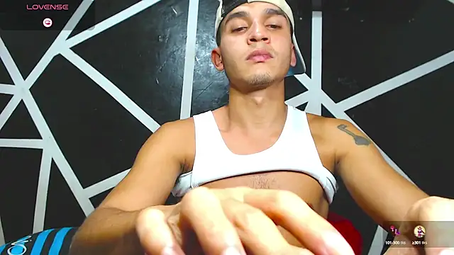 Angel latinboy online show from 10-09-25, 10:54