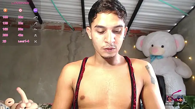 Angel latinboy online show from 05-19-26, 03:41