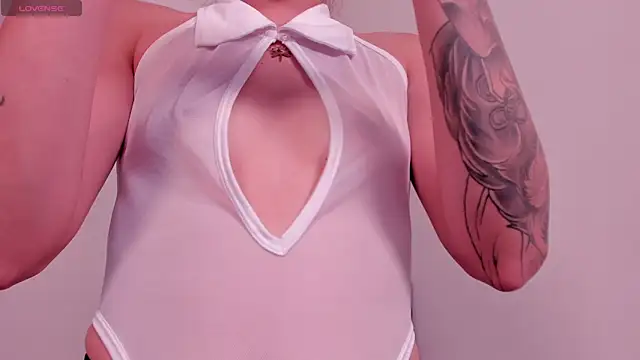 mae lyra online show from 04-13-26, 05:17