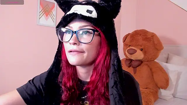 mae lyra online show from 02-20-26, 09:50