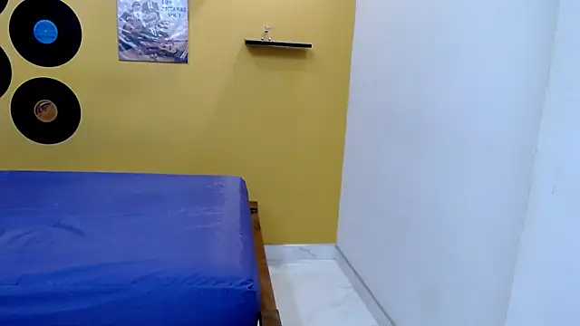 skinnyverus18 online show from 03-01-26, 07:03