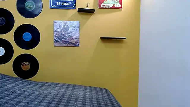 skinnyverus18 online show from 03-20-26, 07:48