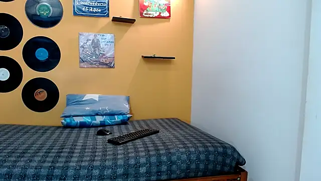 skinnyverus18 online show from 03-13-26, 07:08