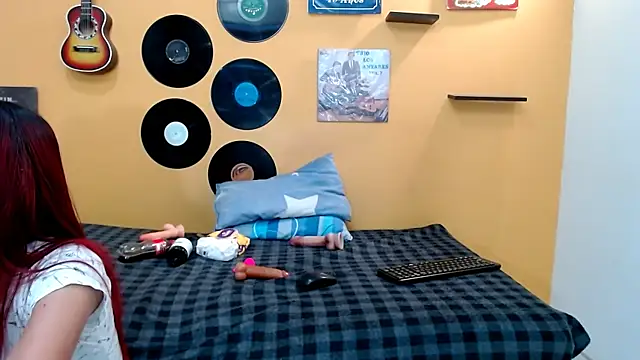 skinnyverus18 online show from 02-24-26, 07:15