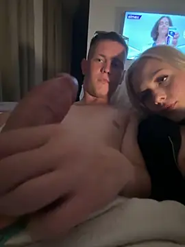 Snapshot of DaryaDoll chatting on 09-21-25, 07:30 DaryaDoll online show from 09-21-25, 07:30