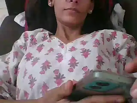 Snapshot of Your-muskan chatting on 09-29-25, 04:52 Your-muskan online show from 09-29-25, 04:52