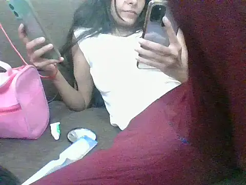Snapshot of Your-muskan chatting on 10-02-25, 05:05 Your-muskan online show from 10-02-25, 05:05