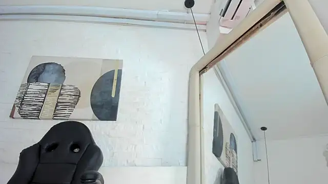 Sarah GothicGirl online show from 04-11-26, 08:12