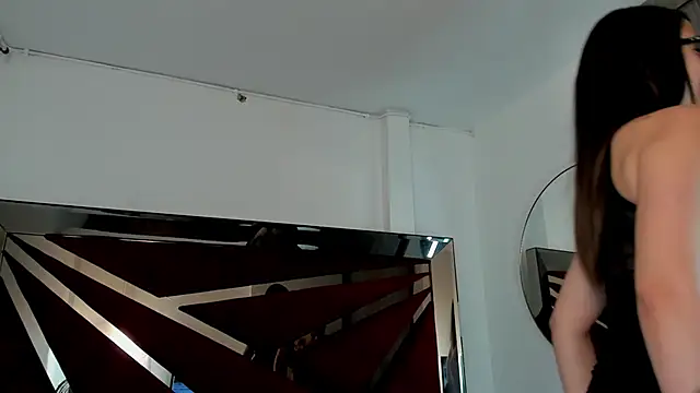 SaraWagner  online show from 02-22-26, 12:02