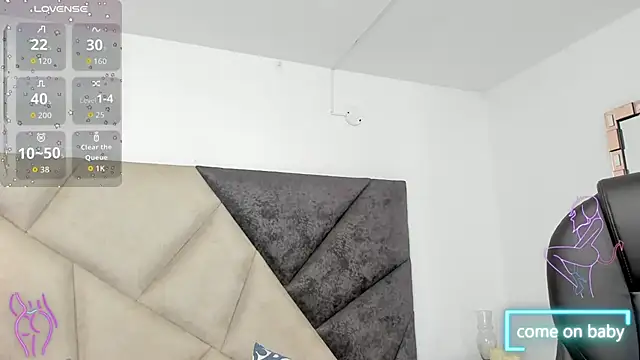 SaraWagner  online show from 11-14-25, 12:58