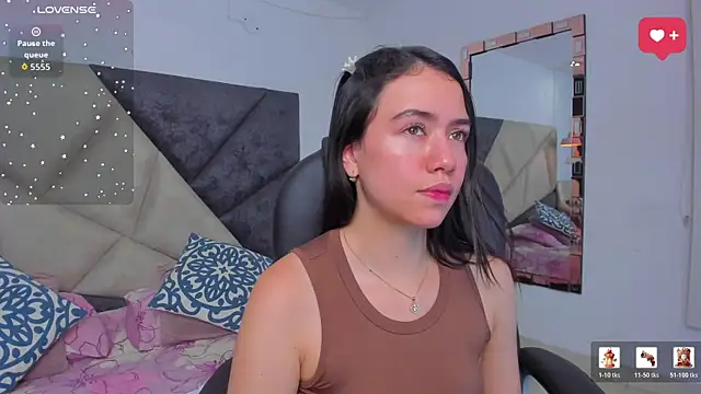 SaraWagner  online show from 05-15-26, 12:08