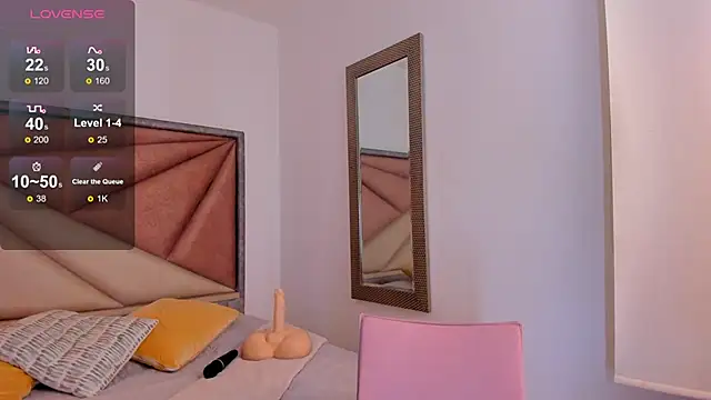 SaraWagner  online show from 01-08-26, 01:11