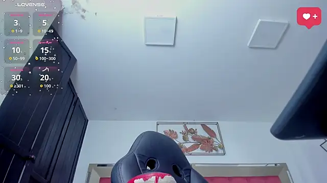 SaraWagner  online show from 06-16-26, 12:43