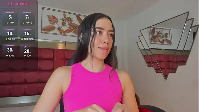 SaraWagner  online show from 12-18-25, 12:05